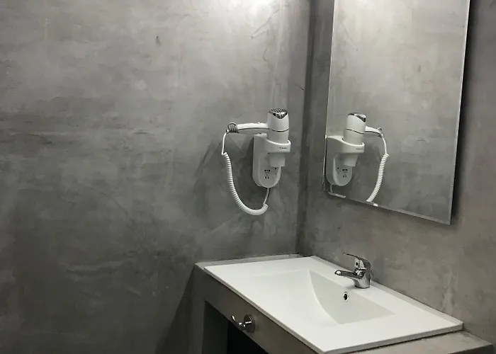 מלון דירות Maritina 4*