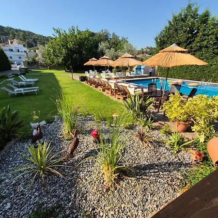 Maritina Aparthotel 4*