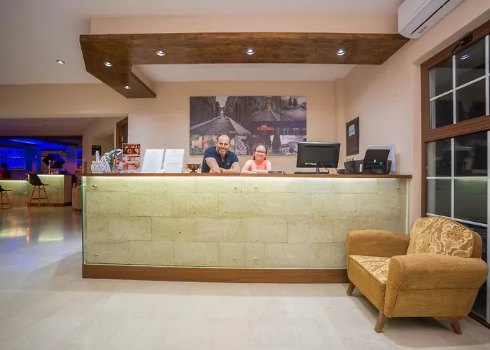 Lejlighedshotel Maritina 4*